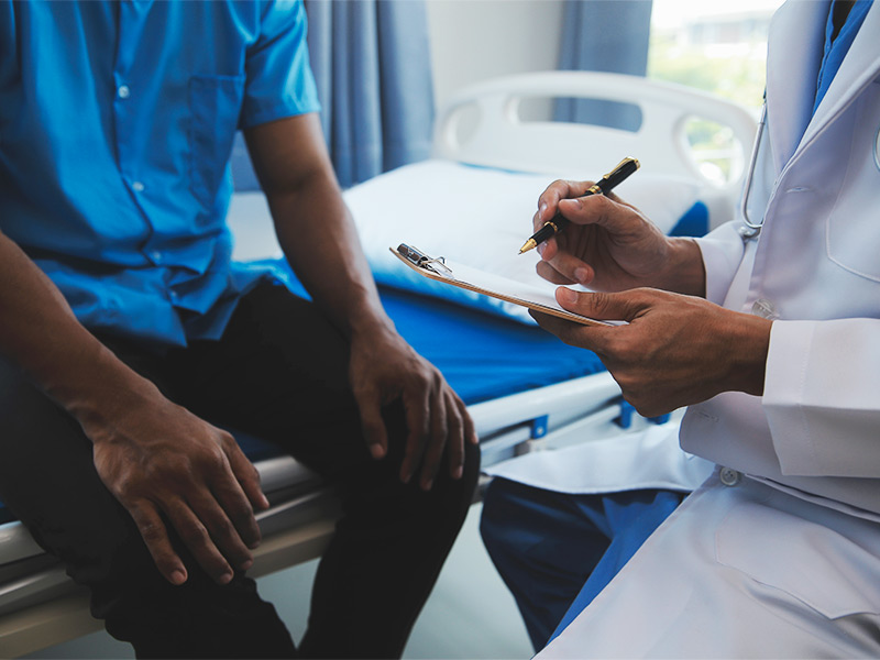 Biópsia de próstata: entenda como funciona o procedimento e como se preparar